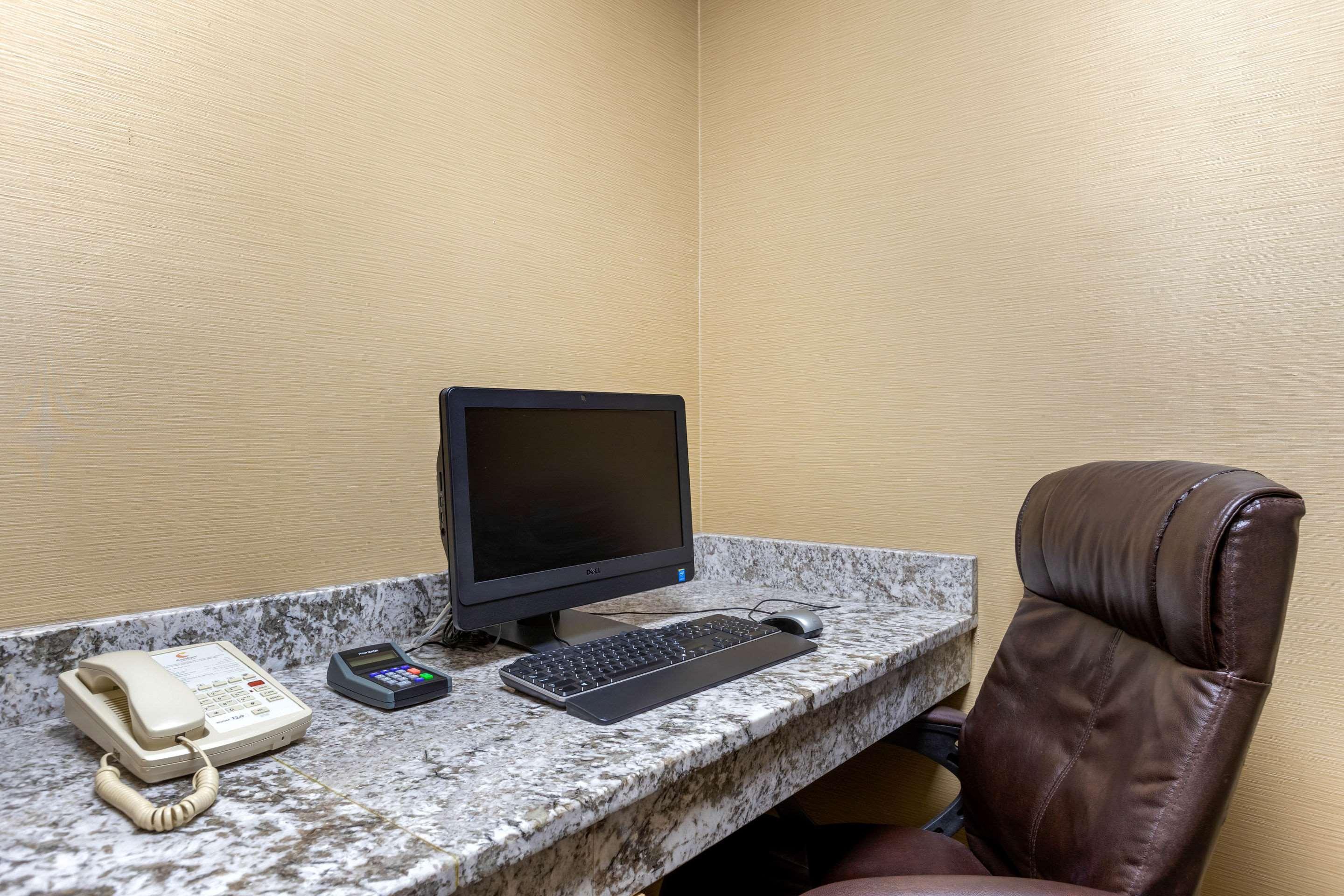 Comfort Suites Stevensville - St Joseph Exteriér fotografie