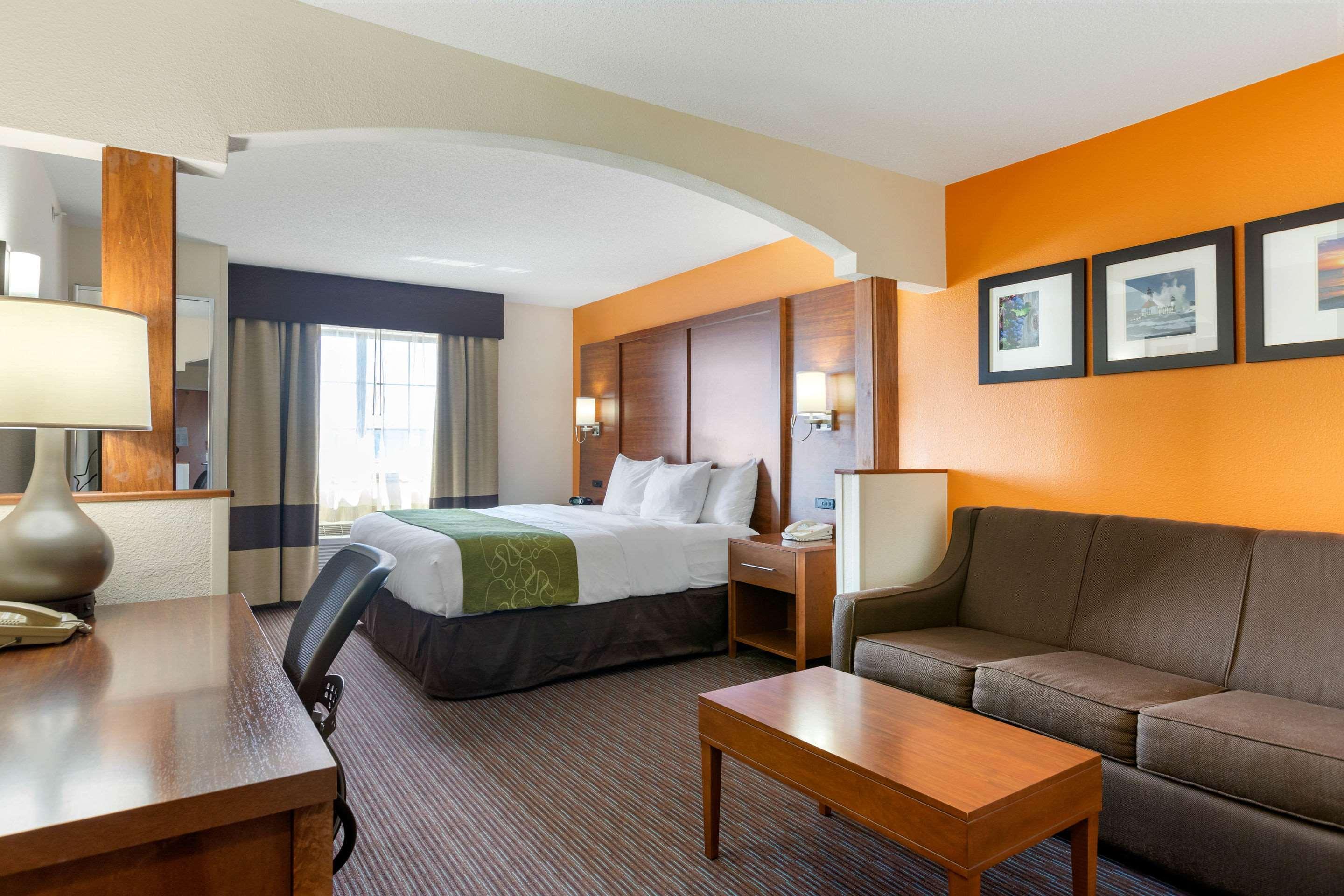 Comfort Suites Stevensville - St Joseph Exteriér fotografie