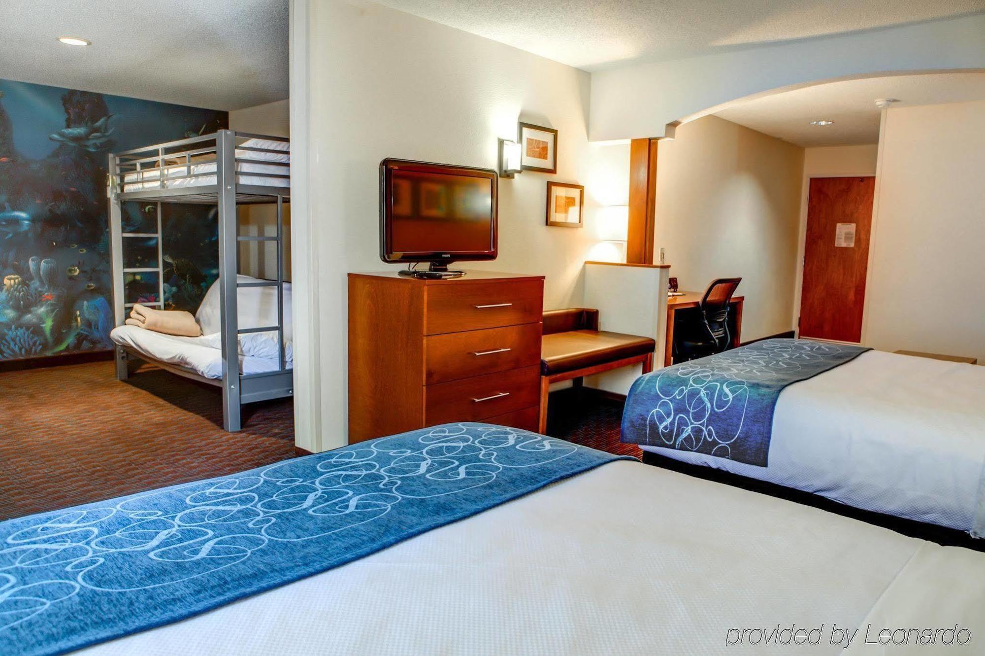 Comfort Suites Stevensville - St Joseph Exteriér fotografie